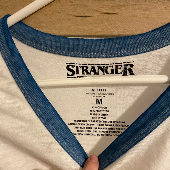 Stranger Things t-shirt - Picture 2 of 3